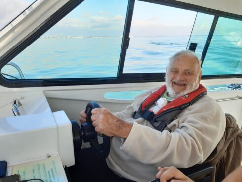 George driving wetwheels boat